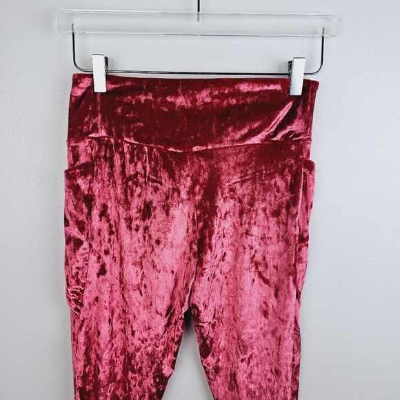 Fabletics High-Waisted Crushed Velour Crossover Leggings NWT Large Tall - Picture 6 of 15